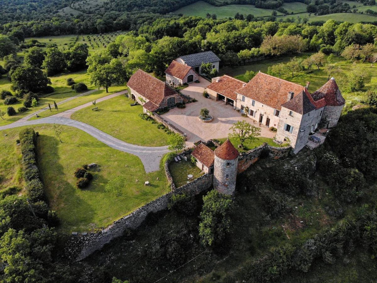 Gite 8 Pers Du Chateau De Cantecor Alvignac Bagian luar foto