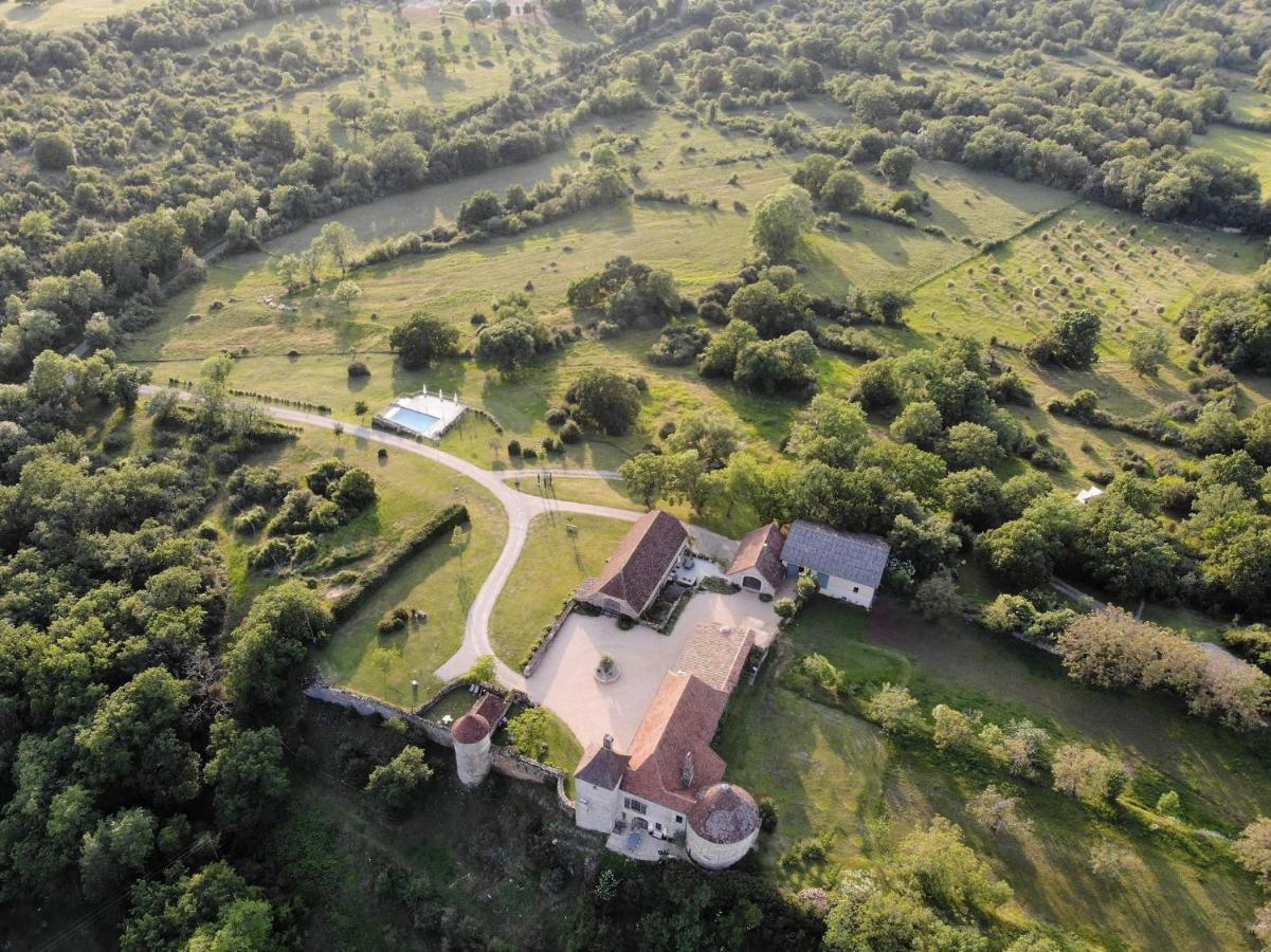 Gite 8 Pers Du Chateau De Cantecor Alvignac Bagian luar foto