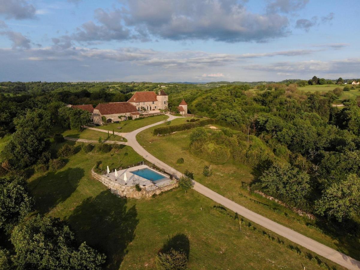 Gite 8 Pers Du Chateau De Cantecor Alvignac Bagian luar foto